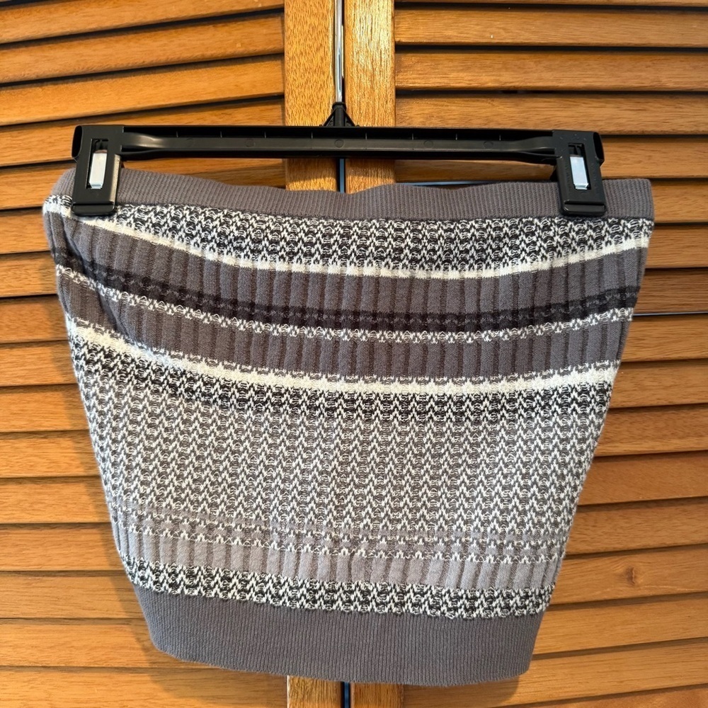 Aerie Women’s Grey/Black Knit Crop Top Sz S